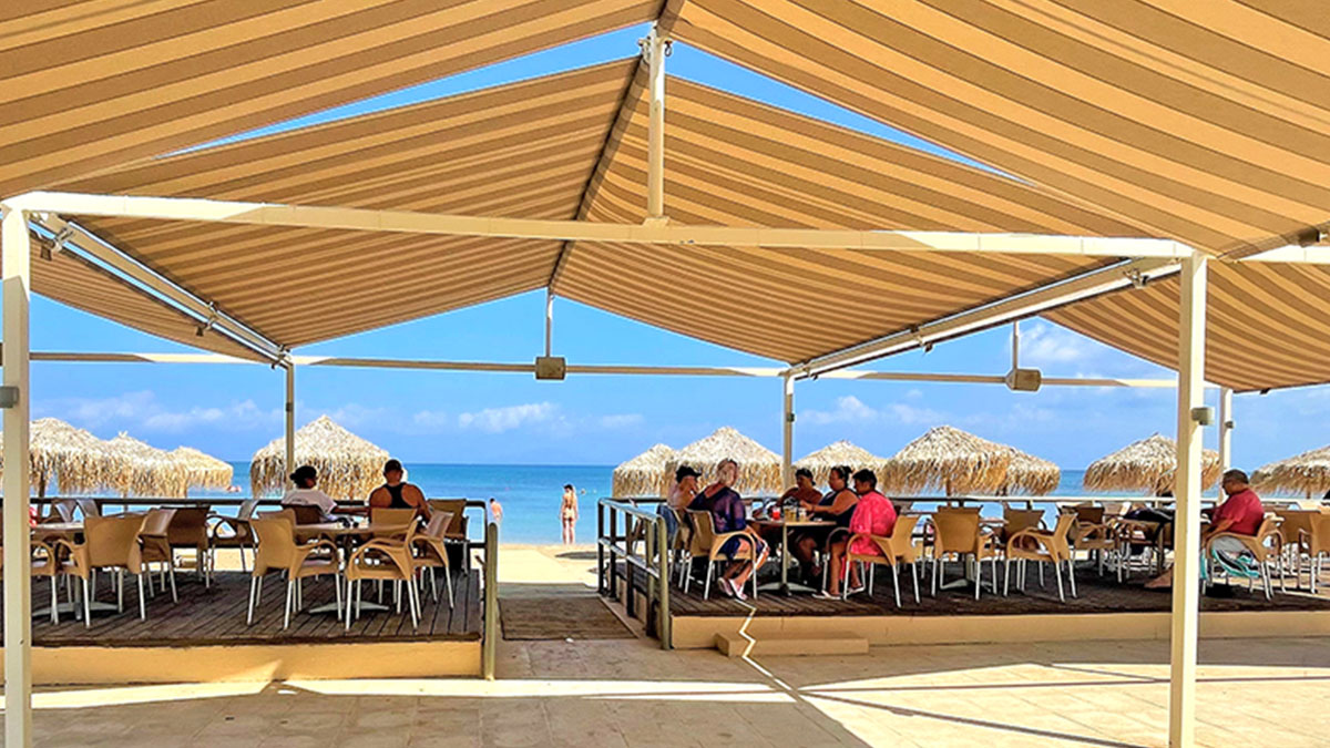 Canvas by Mitsis Messonghi